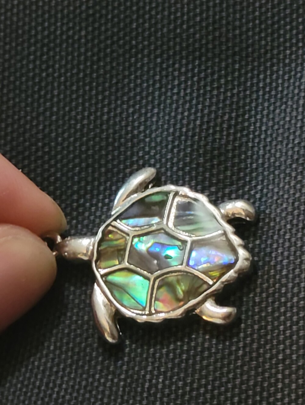Abalone Turtle Pendant - Picture 4 of 4